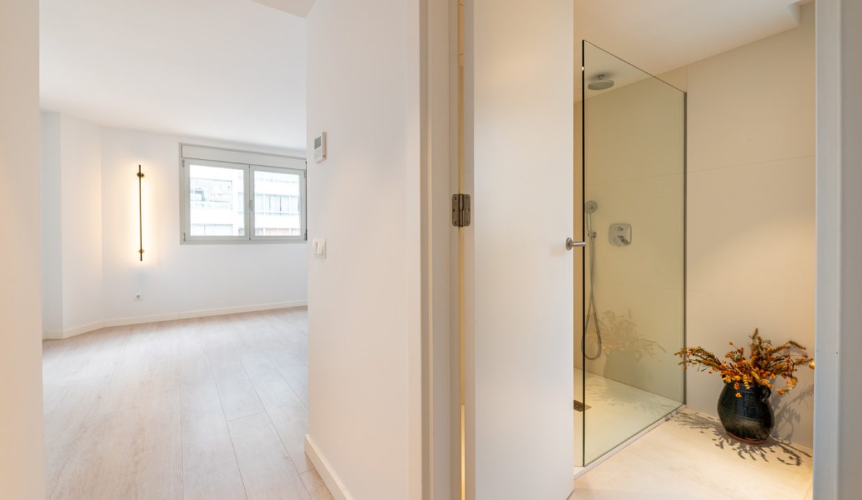 Entrada a Suite Principal 4 - Con su Bano privado