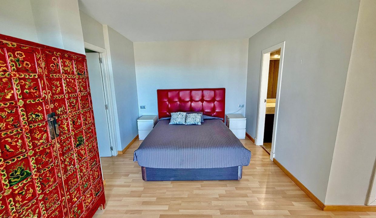 DORM 13